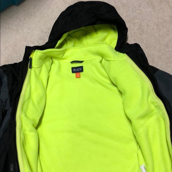 Children’s Place winter coat - without gloves - Picture 3 of 5